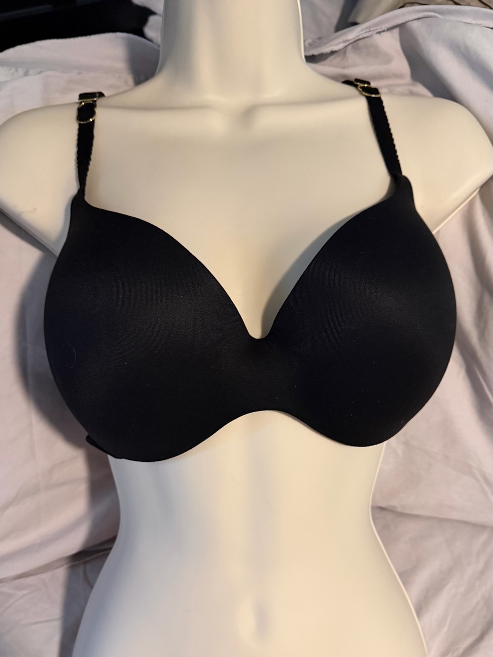 Victoria's Secret Black Smooth T-Shirt Bra with Adjustable Straps